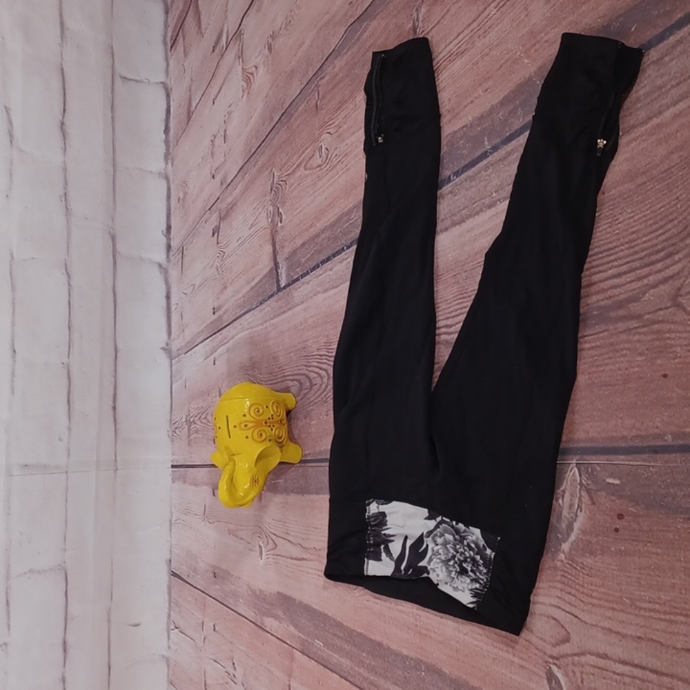 Lululemon Crooped Athletic Leggings